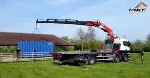 Read more about the article Benefits of Hiring Hiab Crane for Heavy Lifting