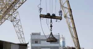 Read more about the article Step-by-Step Process of Industrial Machine Lifting